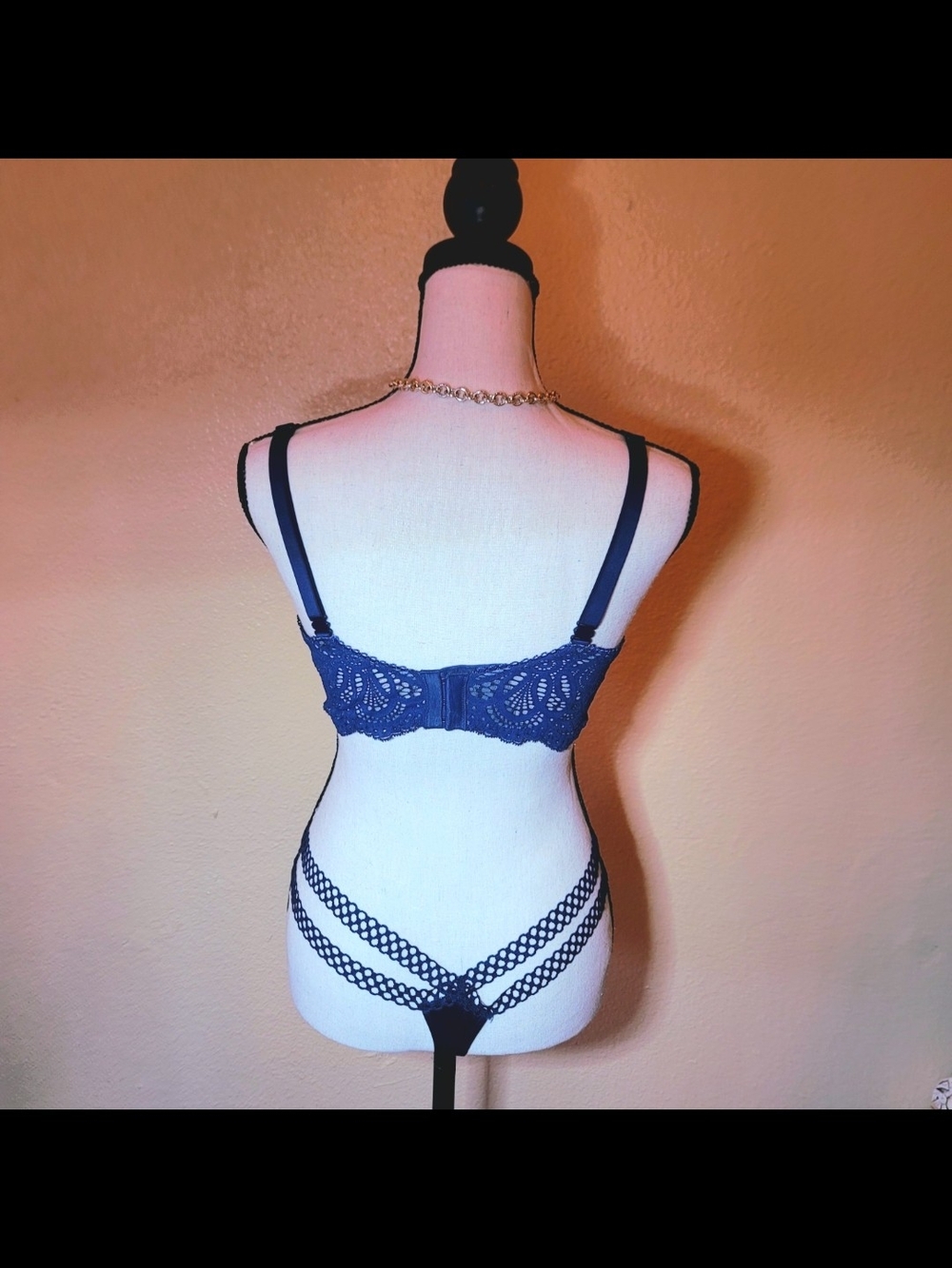 COMBO Victoria's Secret Dream Angels Lightly Lined Lace Demi Bra 34DDD Navy Blue - Picture 2 of 9